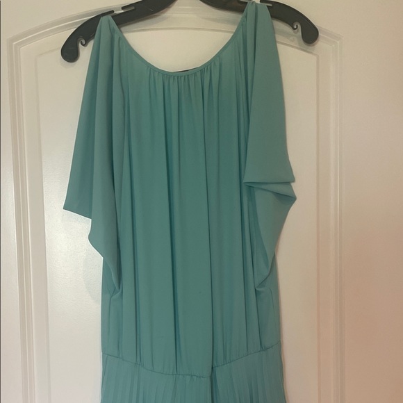 BCBG Seafoam Midi Dress - Picture 7 of 10